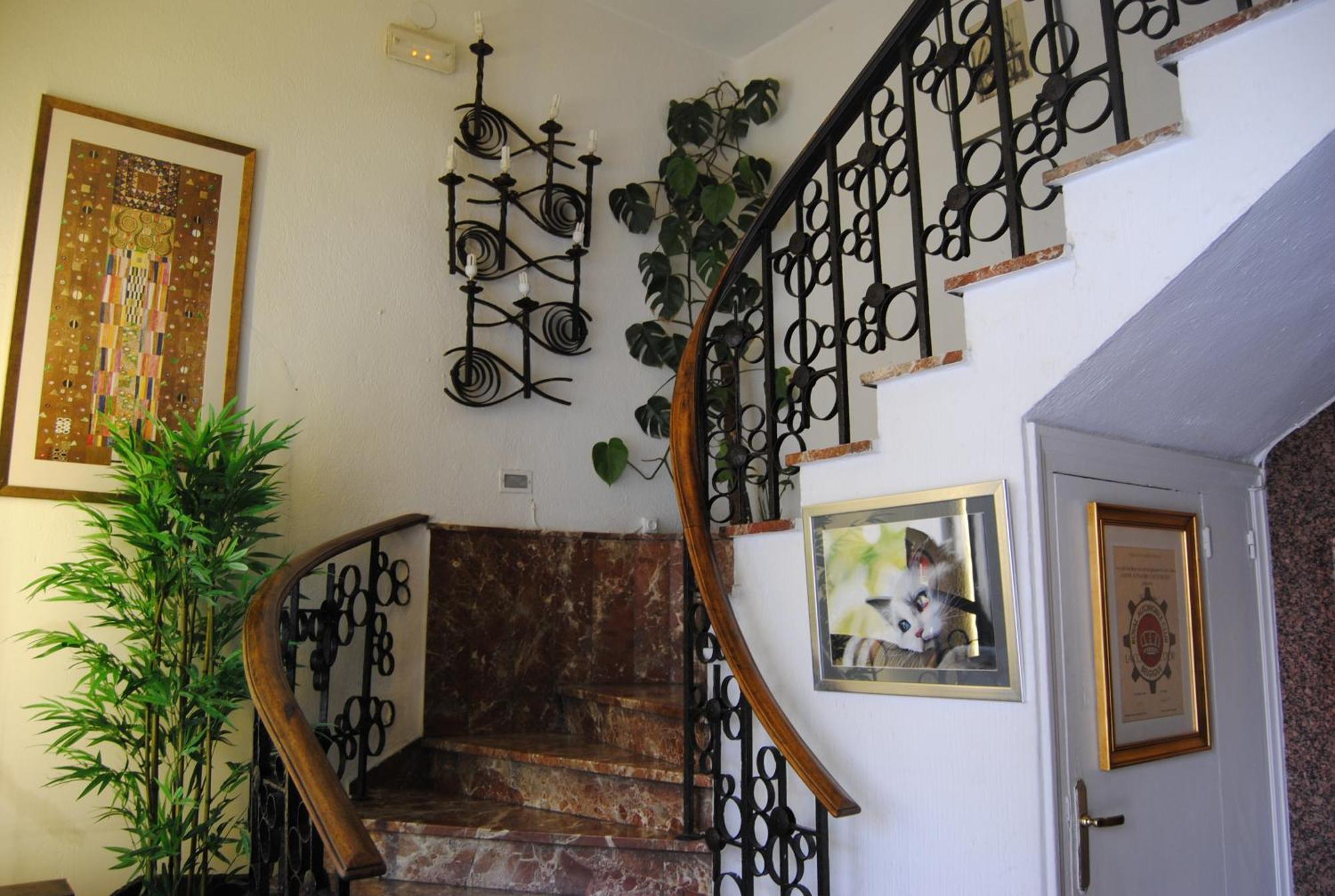 Hotel Pedro Torres Cuenca  Eksteriør bilde