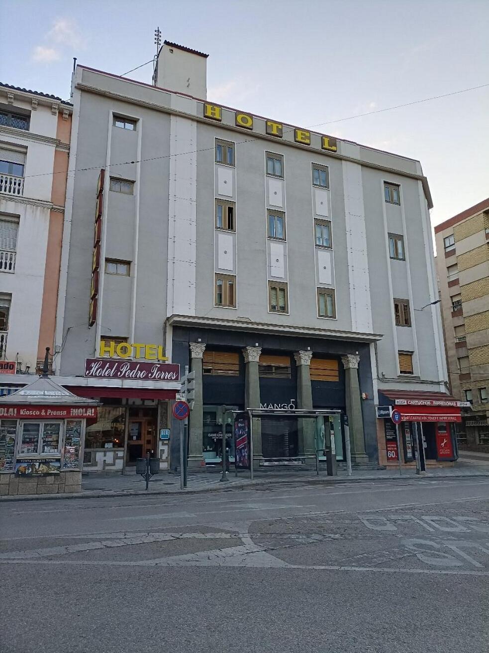 Hotel Pedro Torres Cuenca  Eksteriør bilde