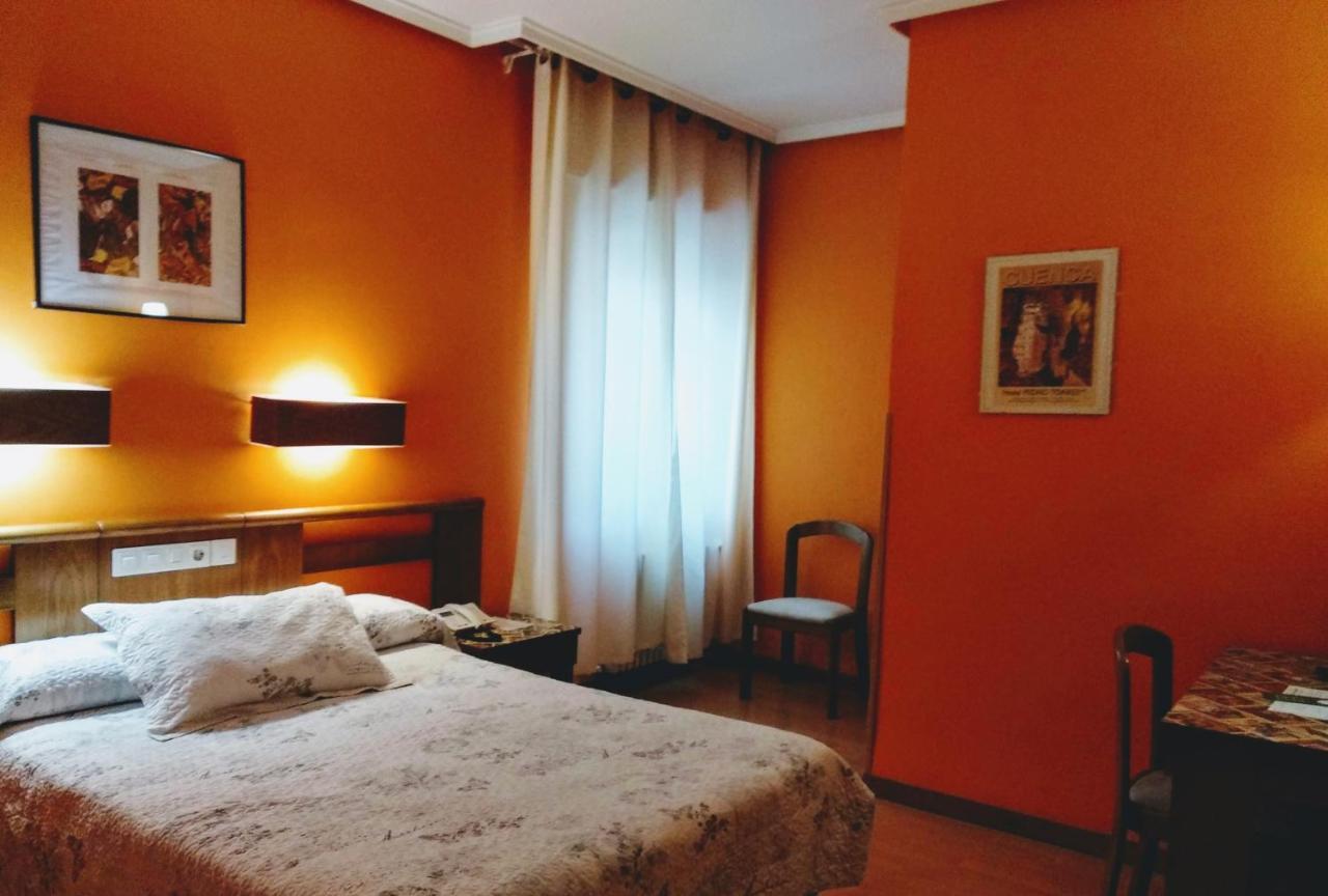 Hotel Pedro Torres Cuenca  Eksteriør bilde